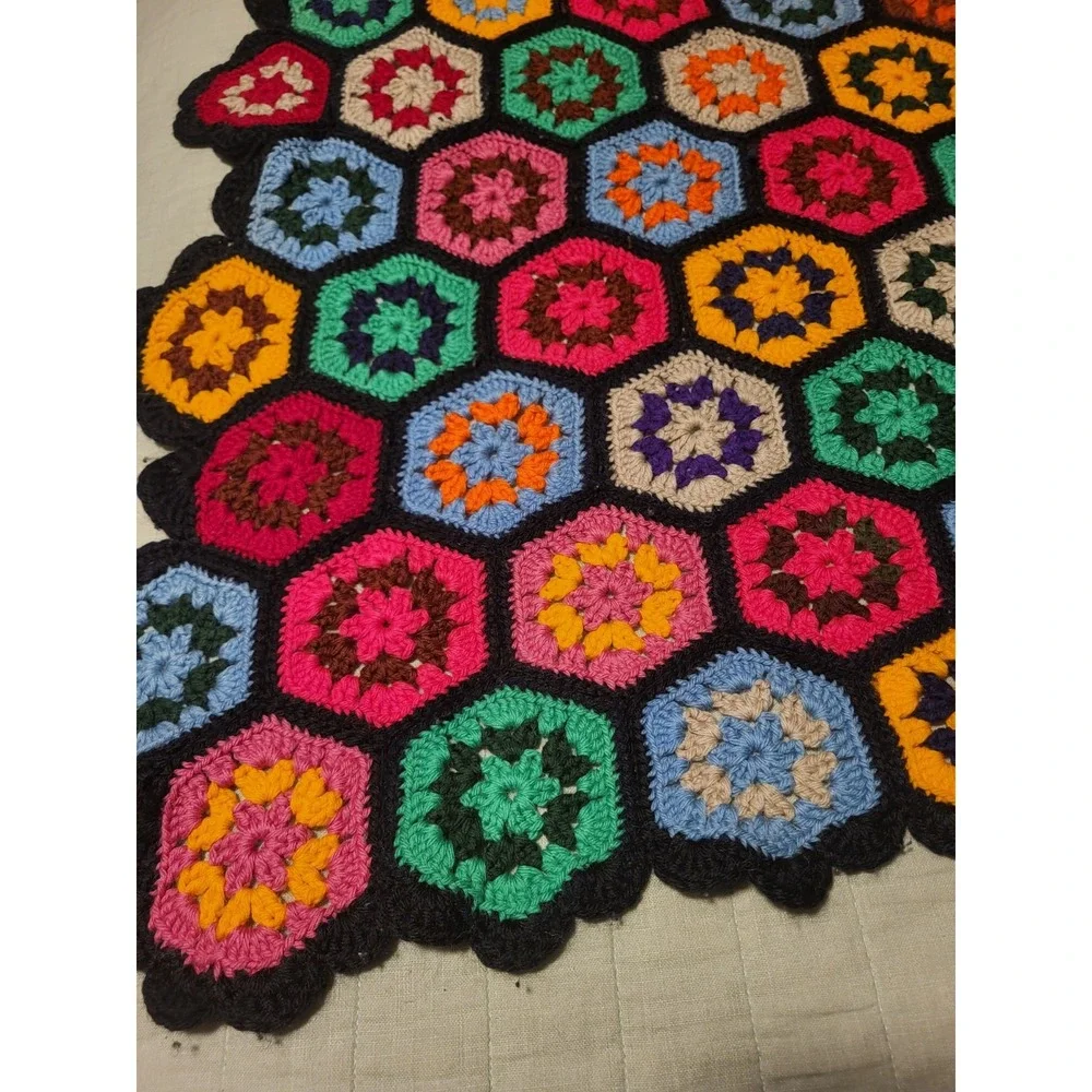 VTG Hand Crochet Flower Octagon Granny Throw Blanket Afghan Retro‎ Boho Hippie